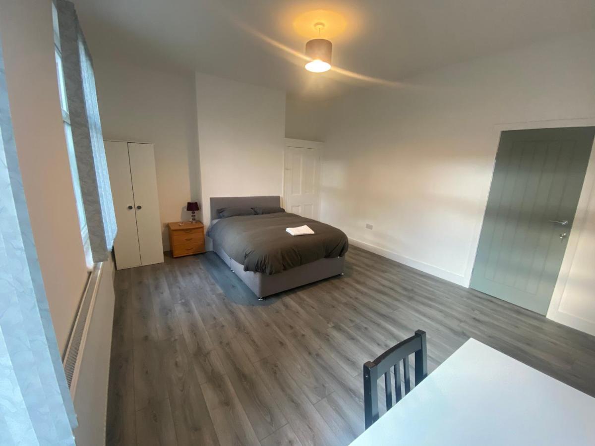 Luxury Fully Furnished Bedrooms
