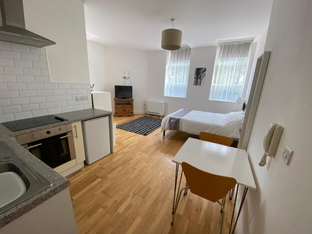 Midland Apartments- Open Plan Apartment *