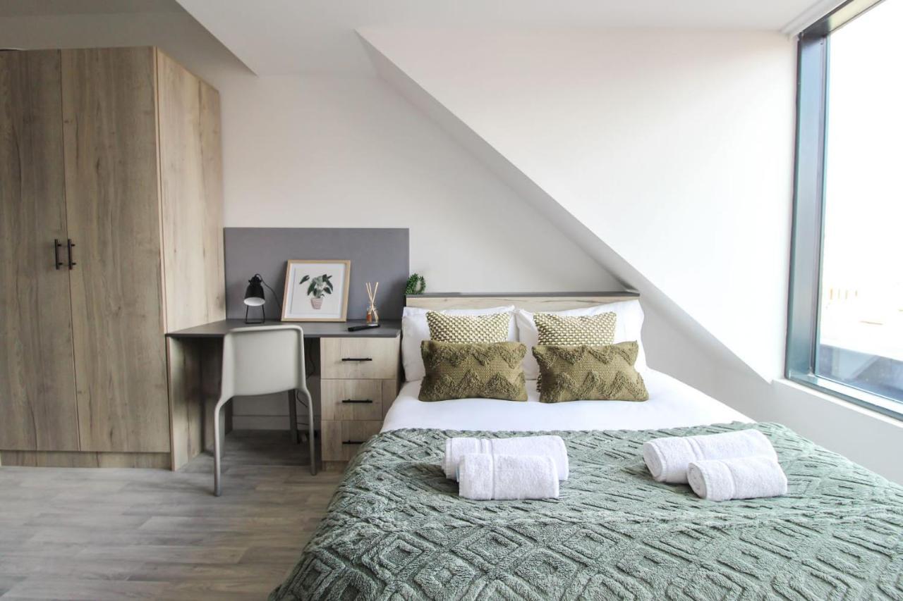 The Nest Le1 * Leicester