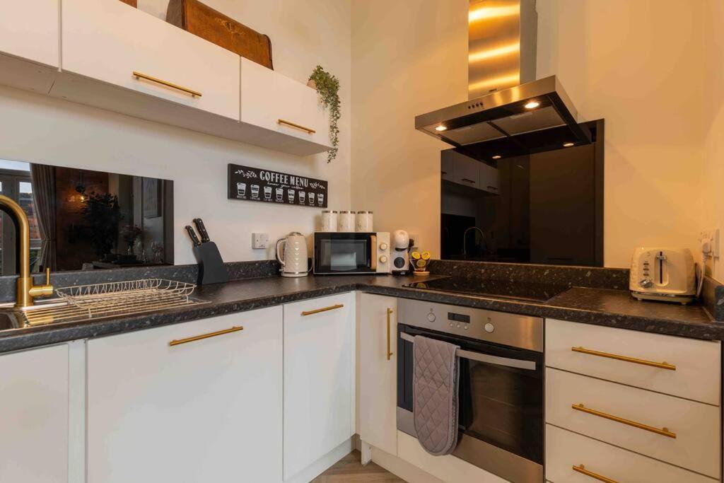 Apartment Stylish, Cosy Centre - Free Parking *