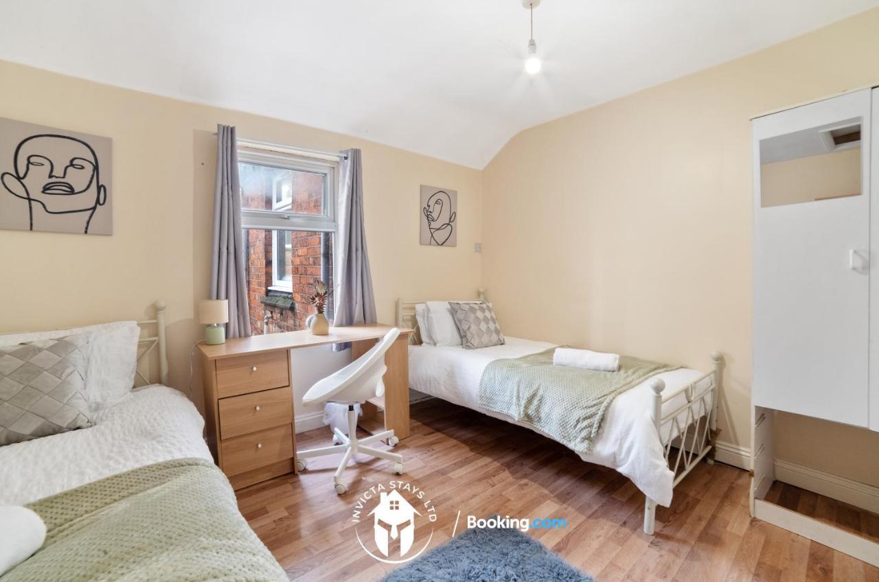 Apartment Monthly Deals L Elegant 3-bed For 7 In City Centre L Board Games, Free Wifi & Parking Leicester