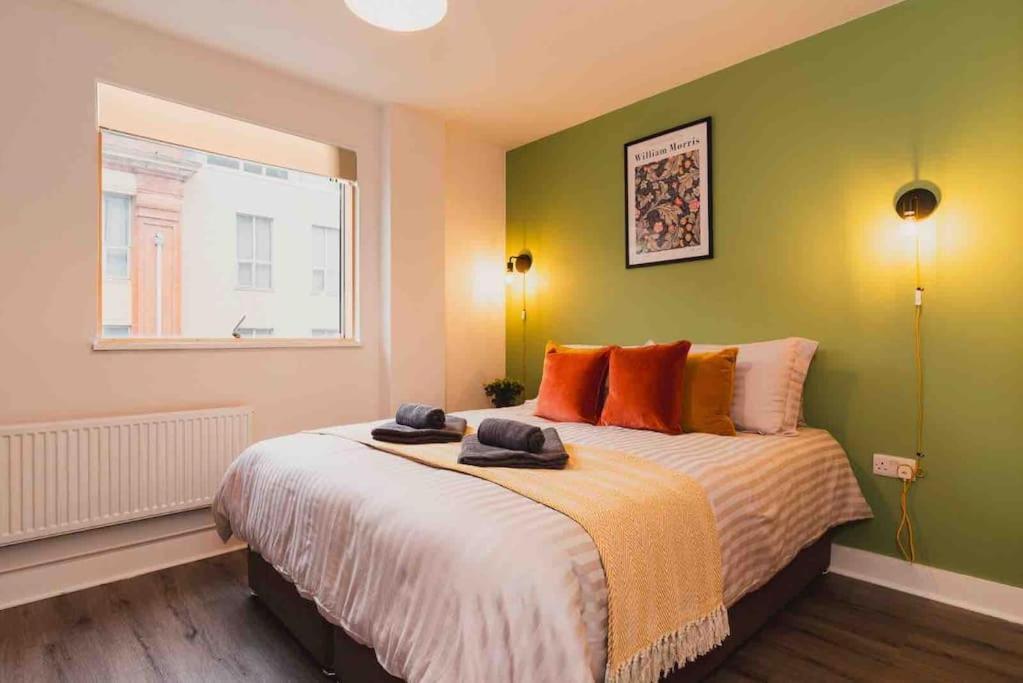 Apartment Modern Apartment, Free Parking & Monthly Savings Leicester