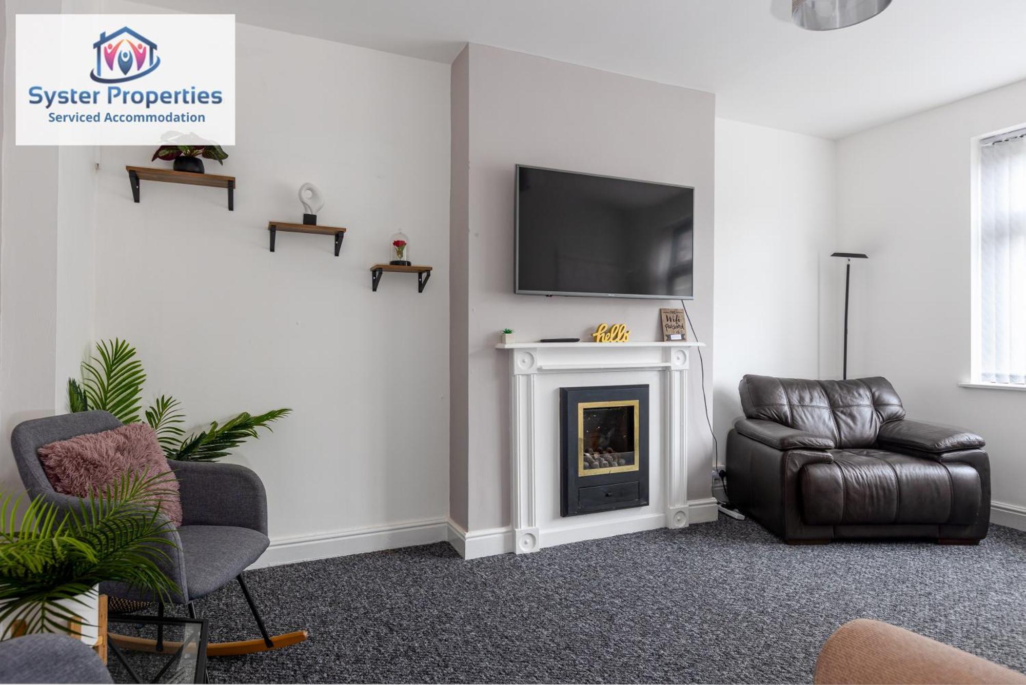 Tetuan House - Syster - Work -family - Groups Le3 *