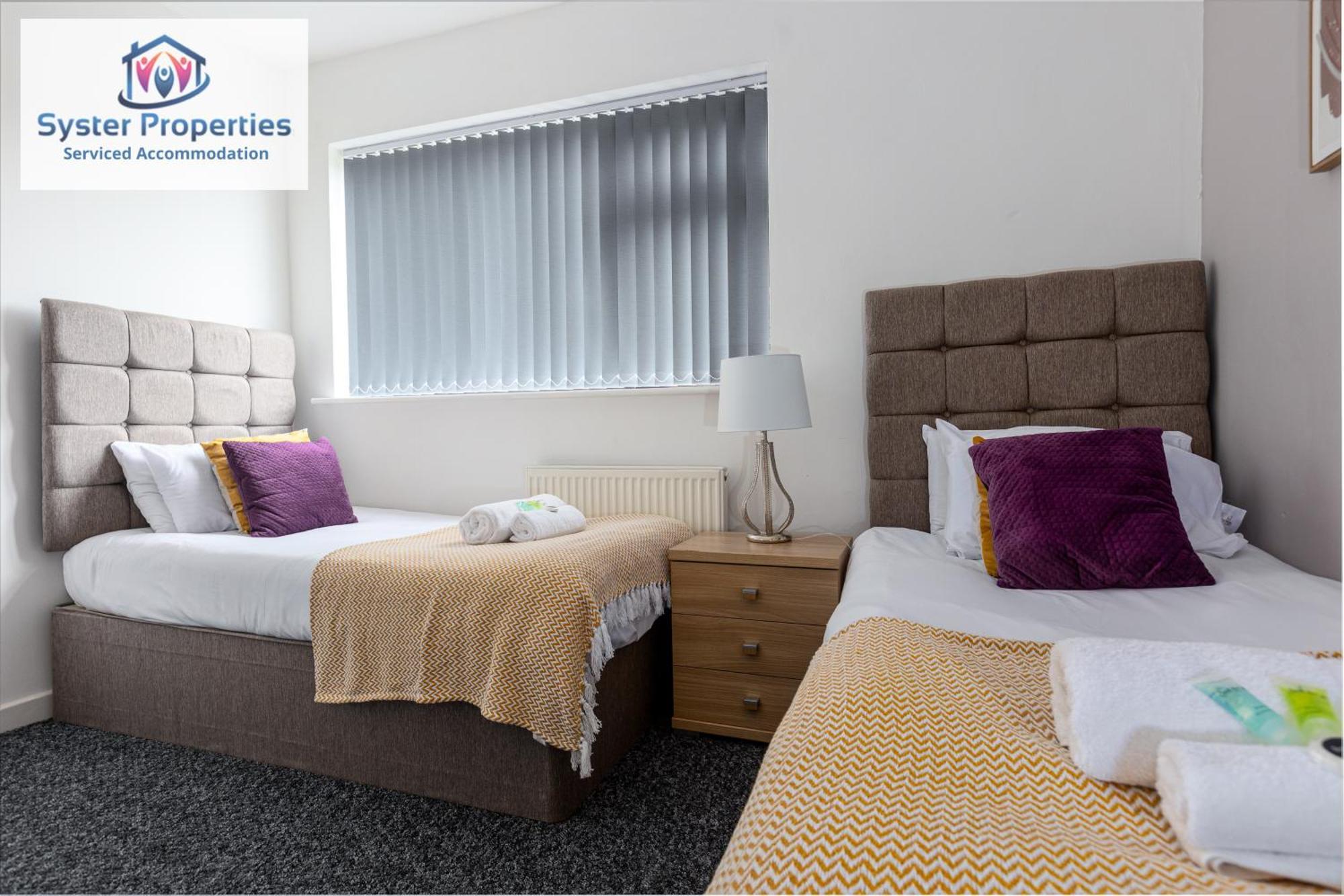 Tetuan House - Syster - Work -family - Groups Le3