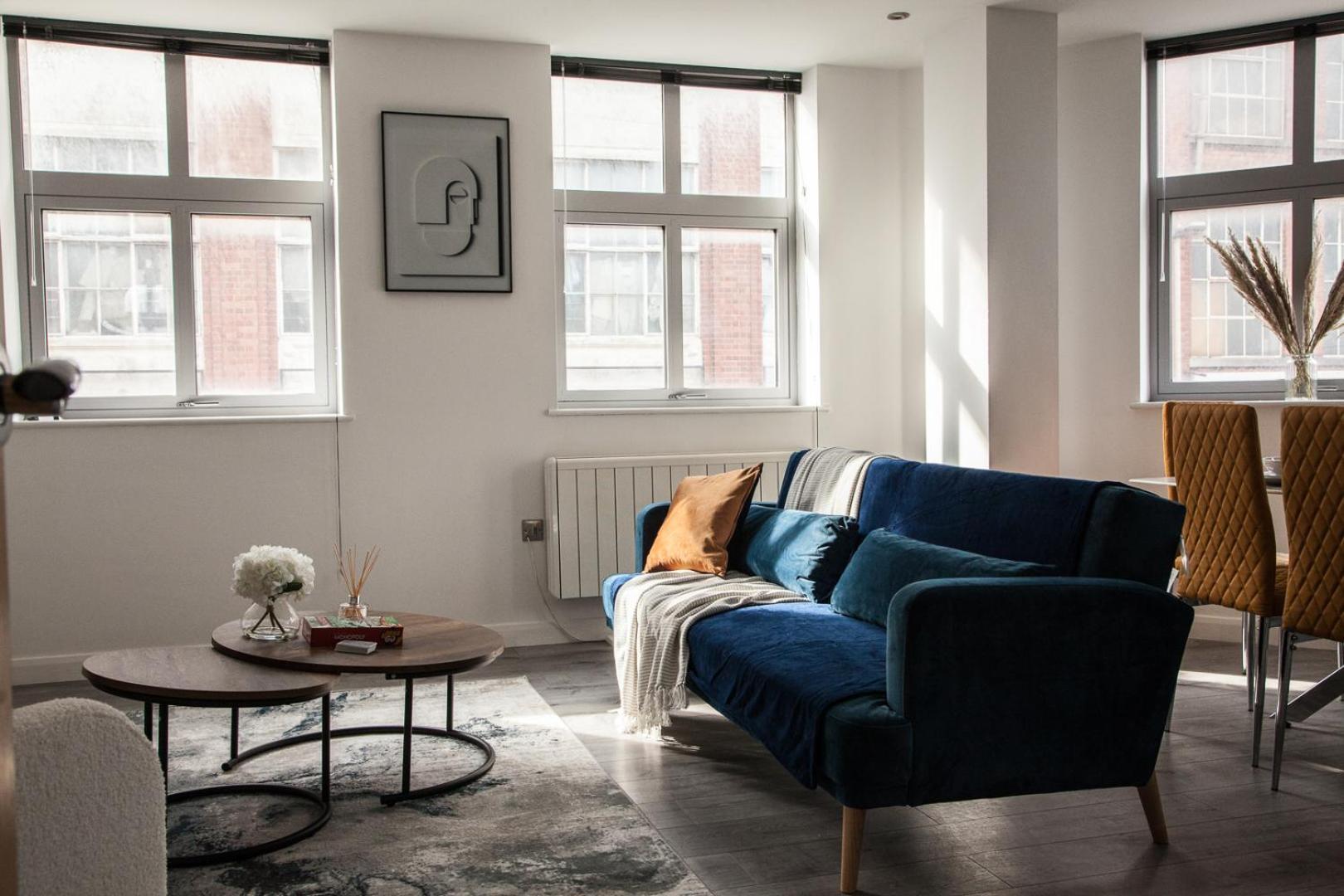 Cityscape 2-br - Leicester's Premier Urban Retreat Apartment