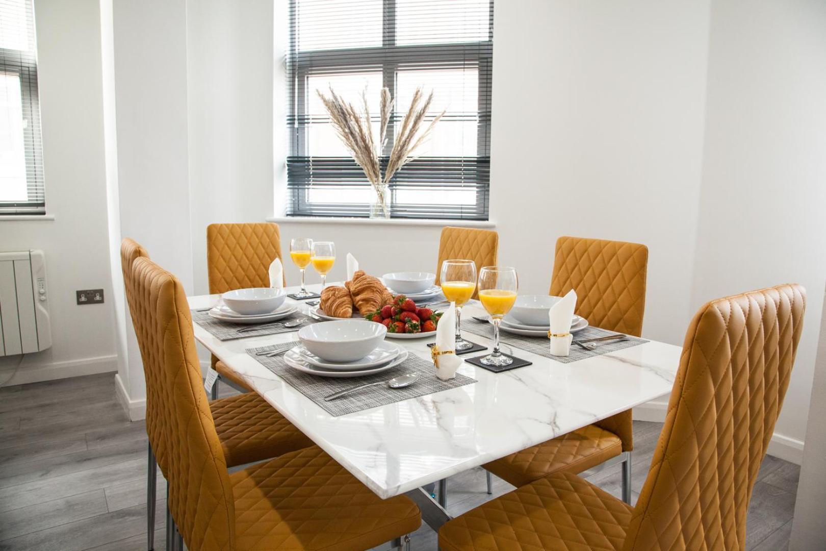 Cityscape 2-br - Leicester's Premier Urban Retreat Apartment Leicester