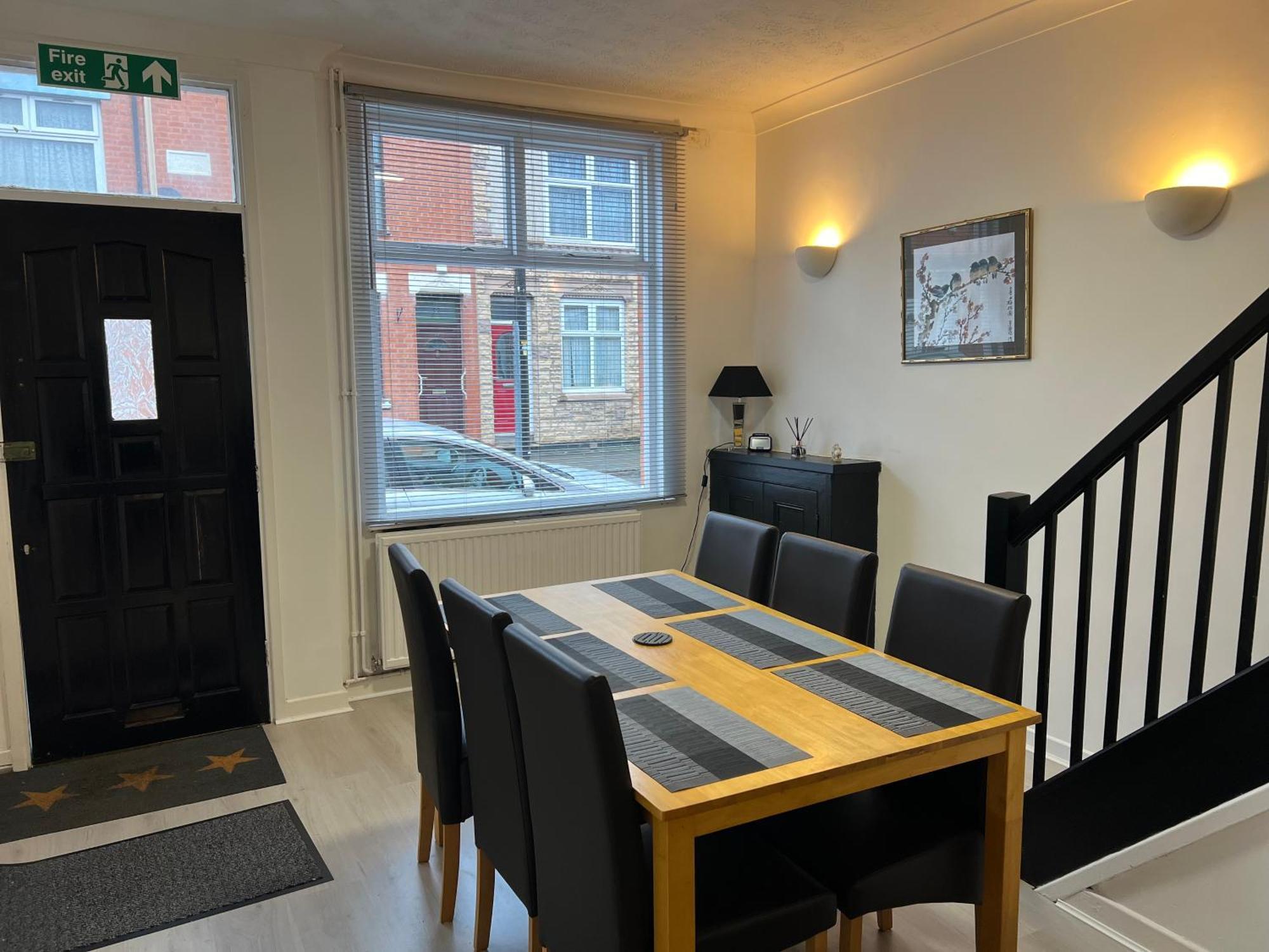 *the Marshall*contractorsstays*monthystays* * Leicester