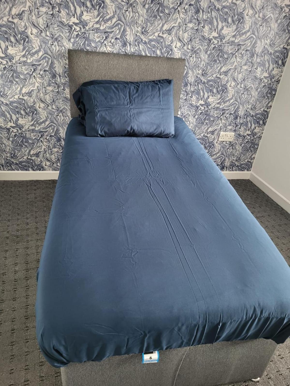 Larchmont House Apartment Leicester