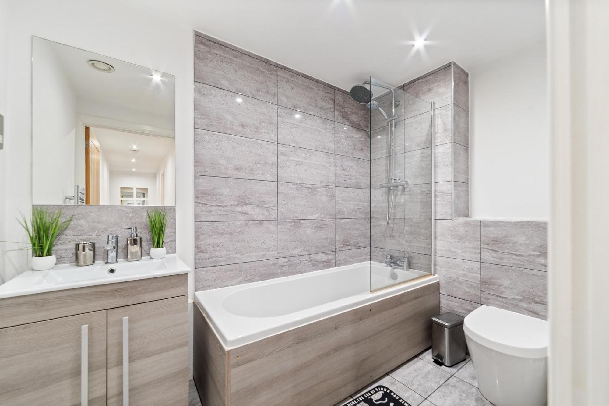 Apartment Last-minute Specials L Modern Flat With Pool Table L Sleeps 5 L By Zen Nights Short Lets & Serviced Leicester