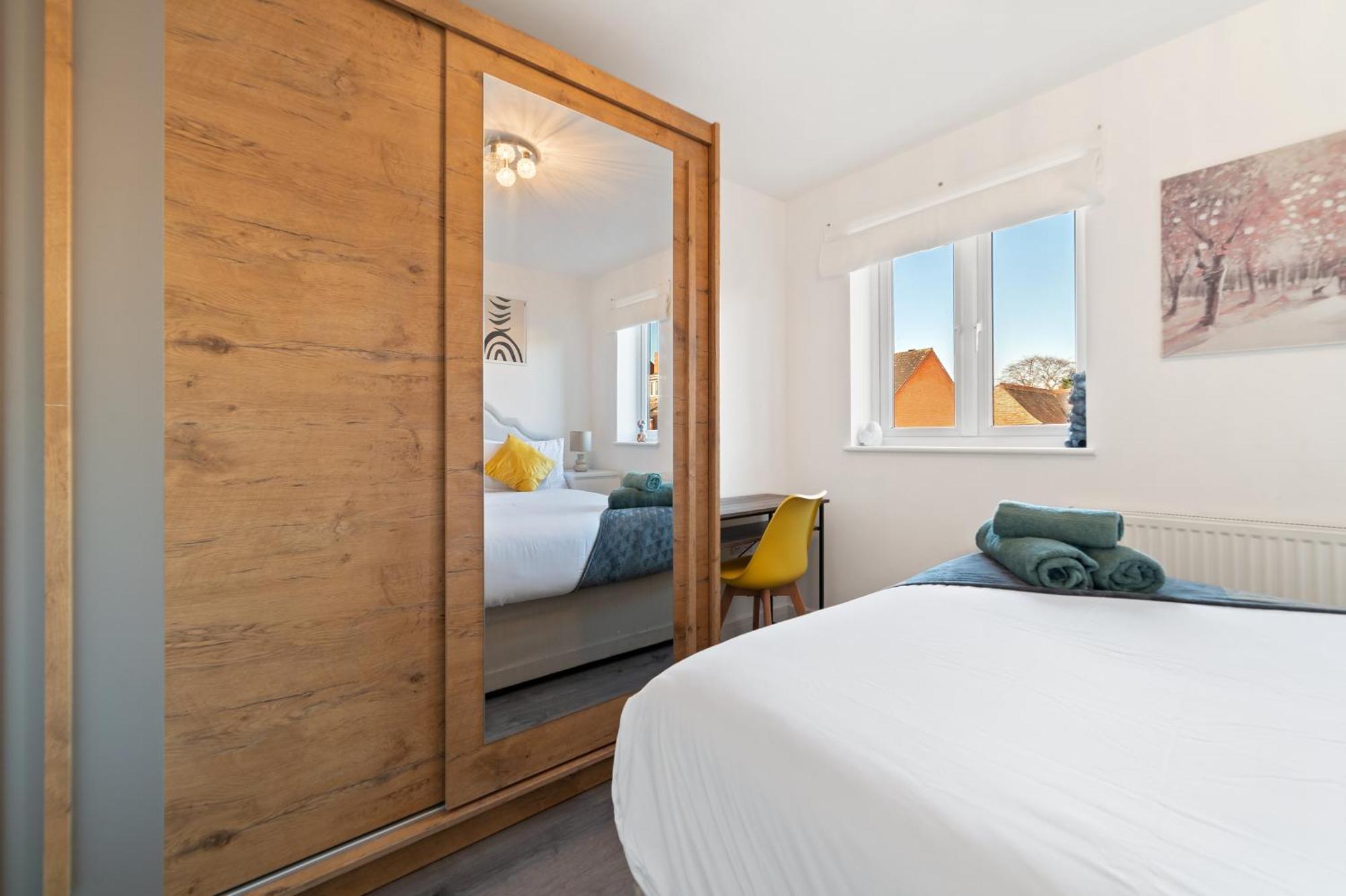 Last-minute Specials L Modern House Near Center Sleeps 6 With Free Parking L By Zen Nights Short Lets & Serviced