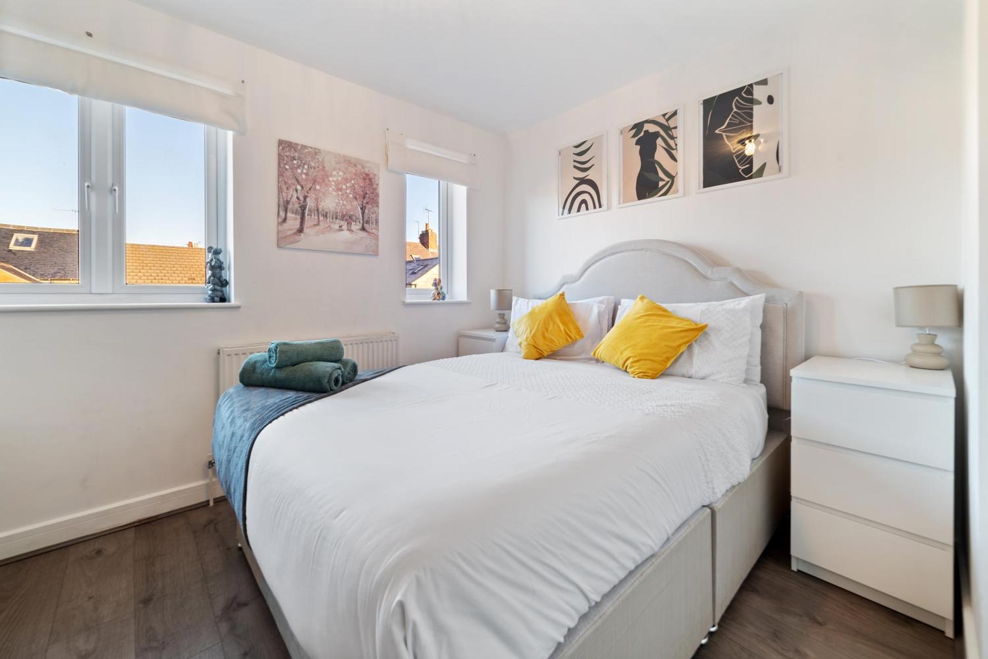 Last-minute Specials L Modern House Near Center Sleeps 6 With Free Parking L By Zen Nights Short Lets & Serviced Holiday home Leicester
