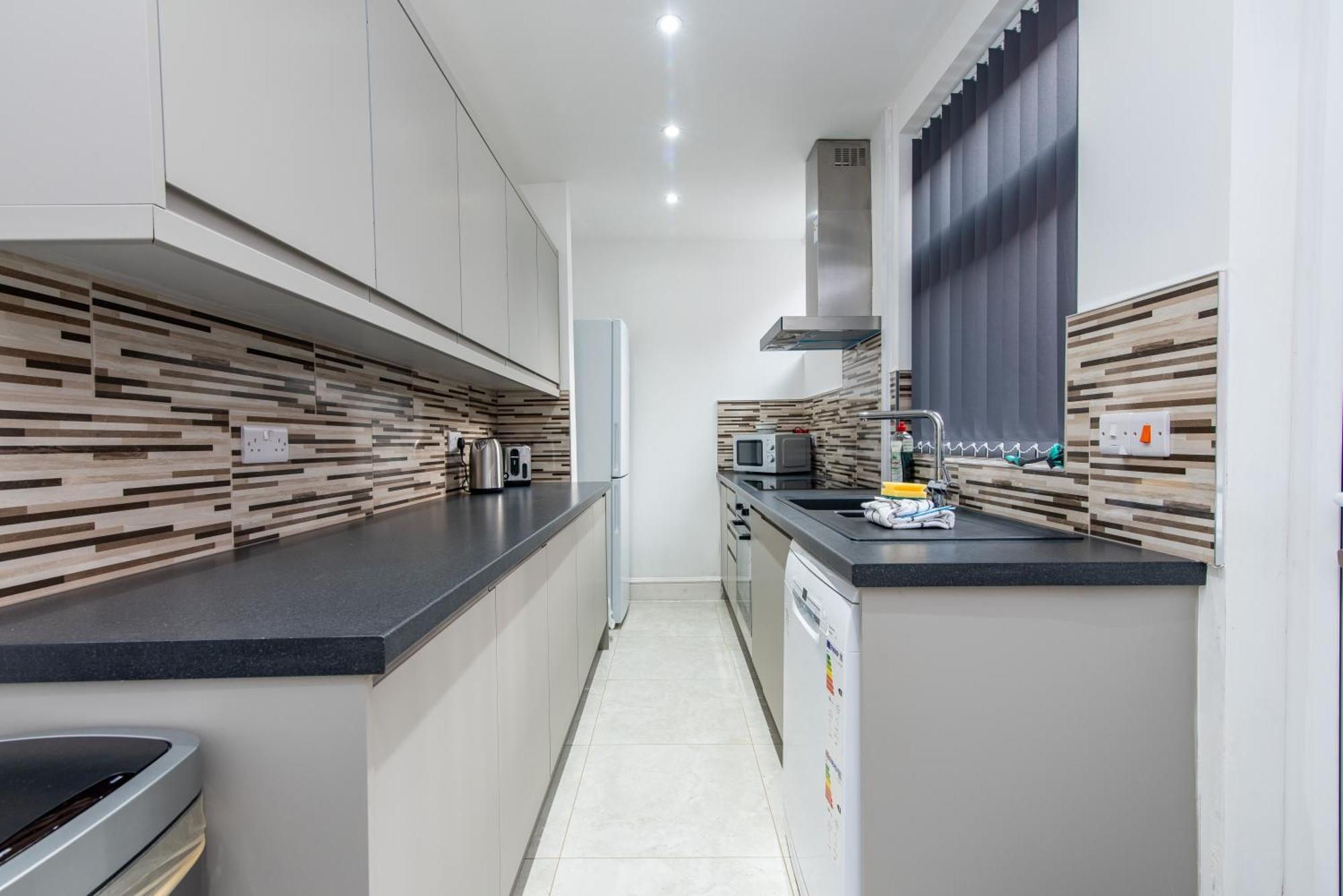 Holiday home 2 Bedroom House In The Heart Of