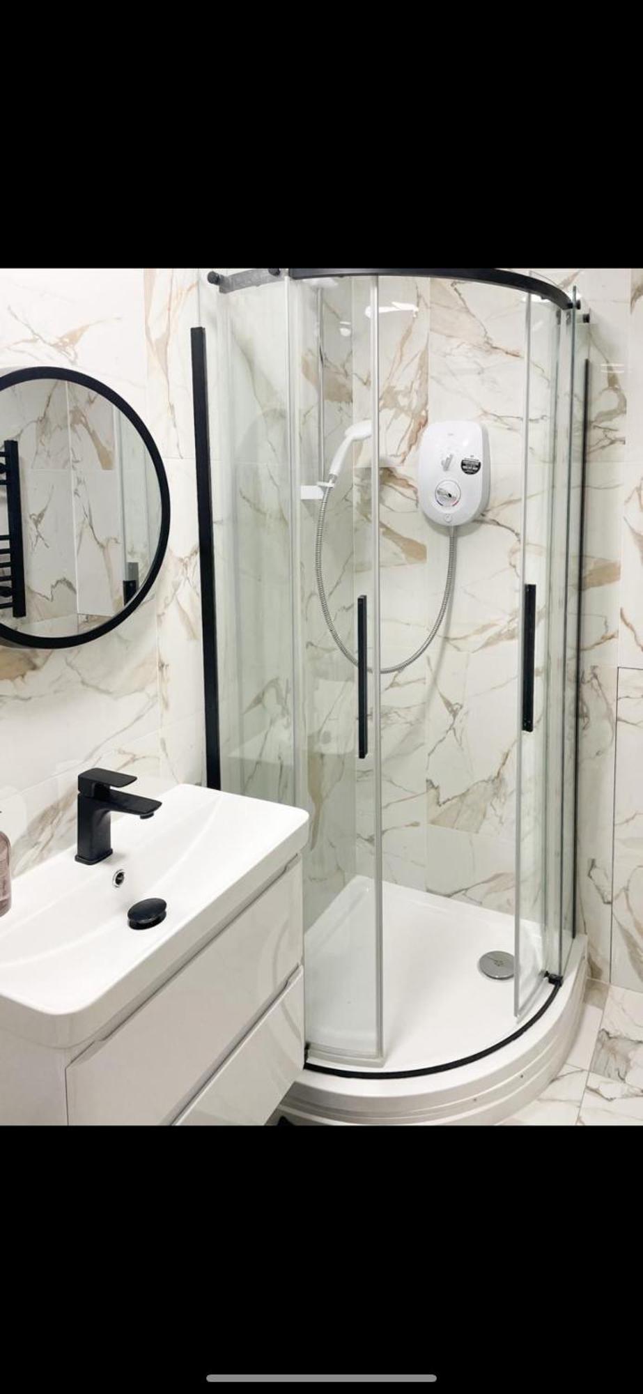 Luxury Stylish Studio Flat +spacious Bathroom-no 6