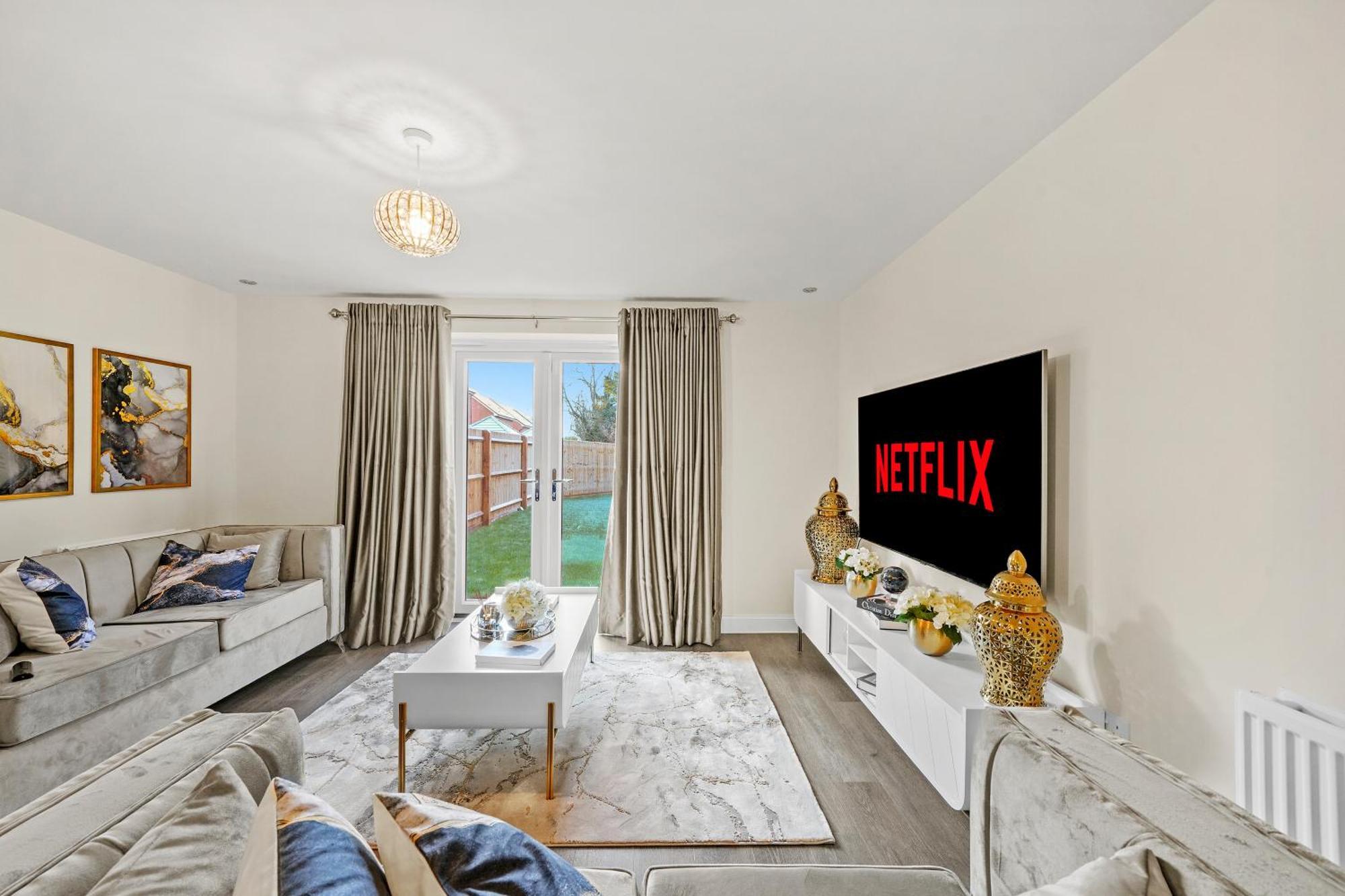 Beautiful 4 Bed In Leicester - Garden - Parking