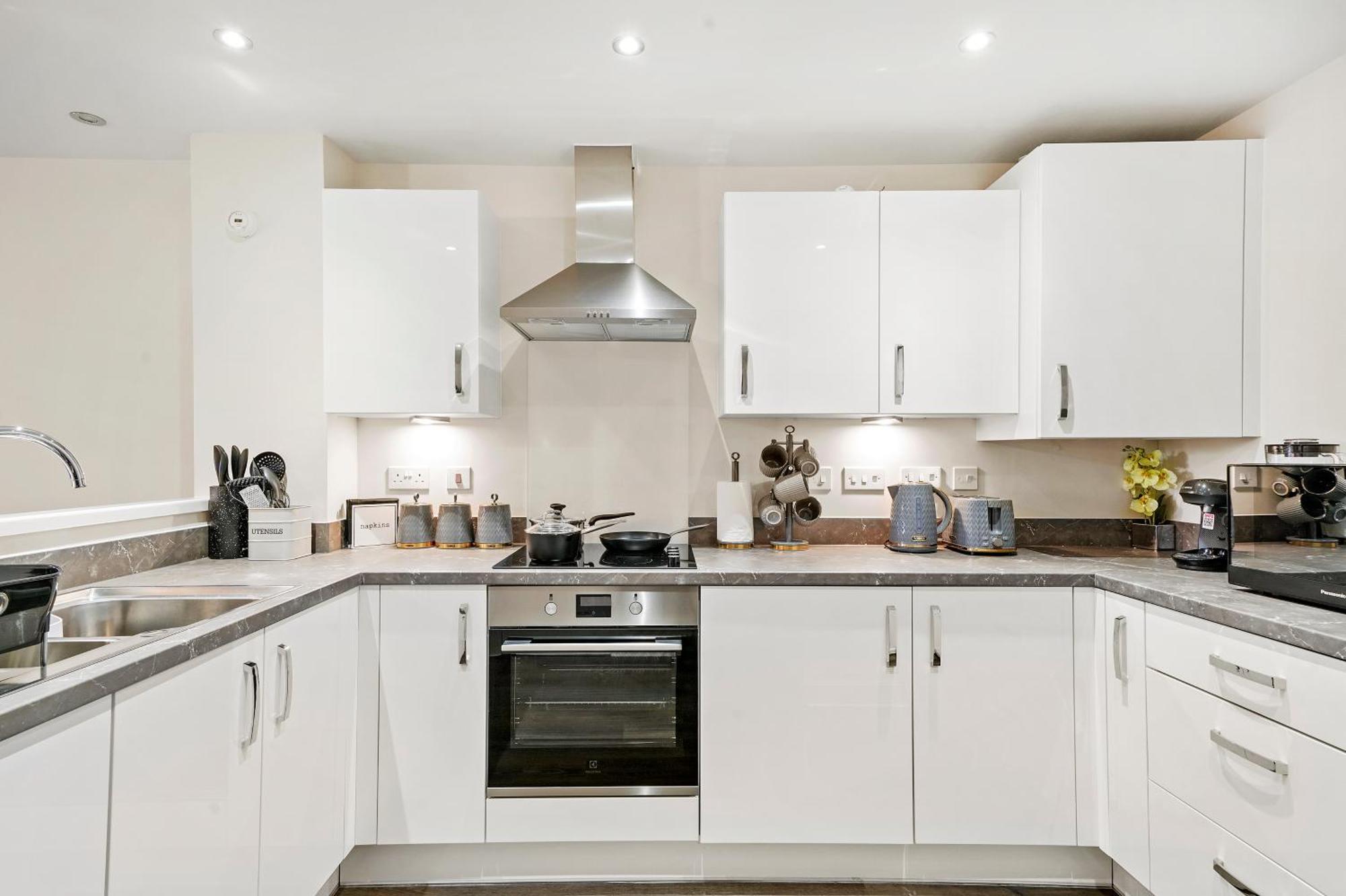 Beautiful 4 Bed In Leicester - Garden - Parking Holiday home Leicester
