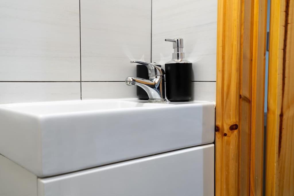 Holiday home Professionals,contractors,family Leicester