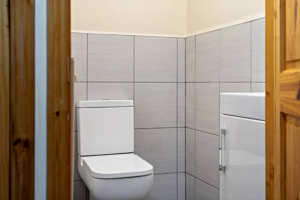 Holiday home Professionals,contractors,family Leicester
