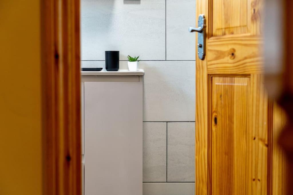 Professionals,contractors,family Holiday home Leicester