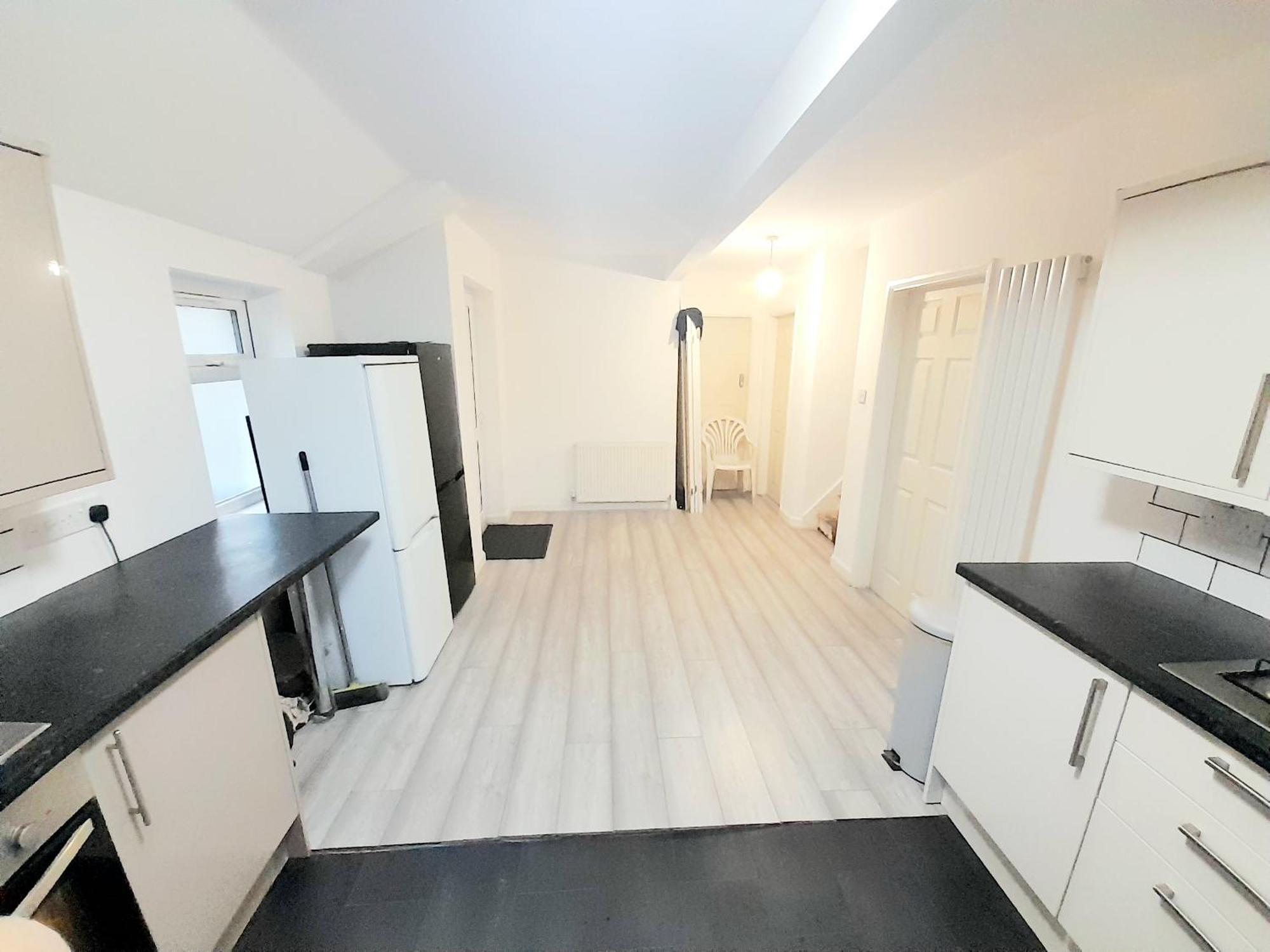 Double Ensuite Free Parking Homestay *