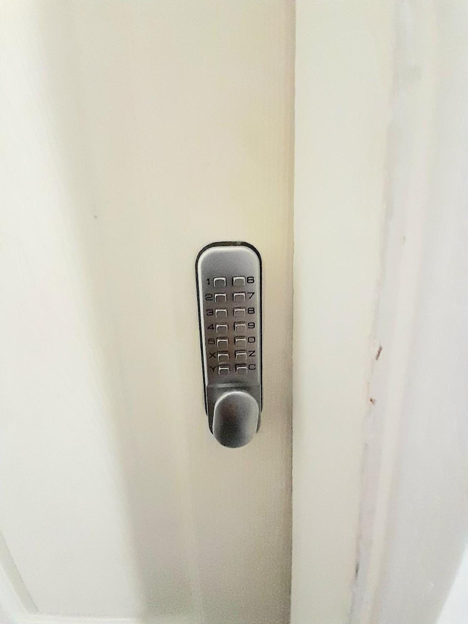 Double Ensuite Free Parking *