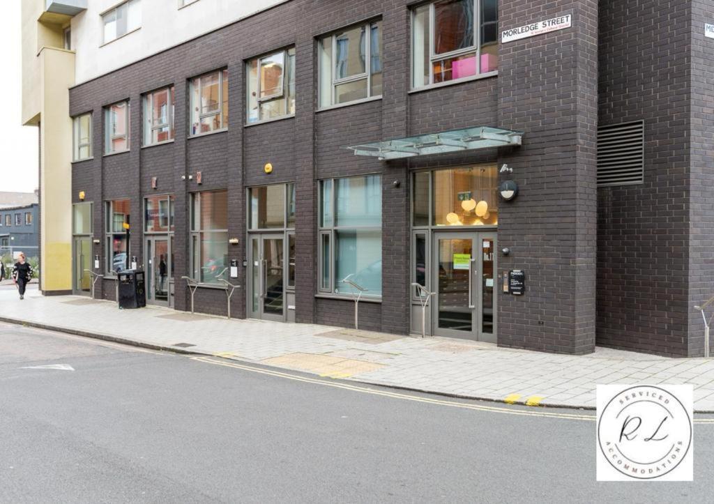 Apartment Modern Apartment, Free Parking & Monthly Savings *