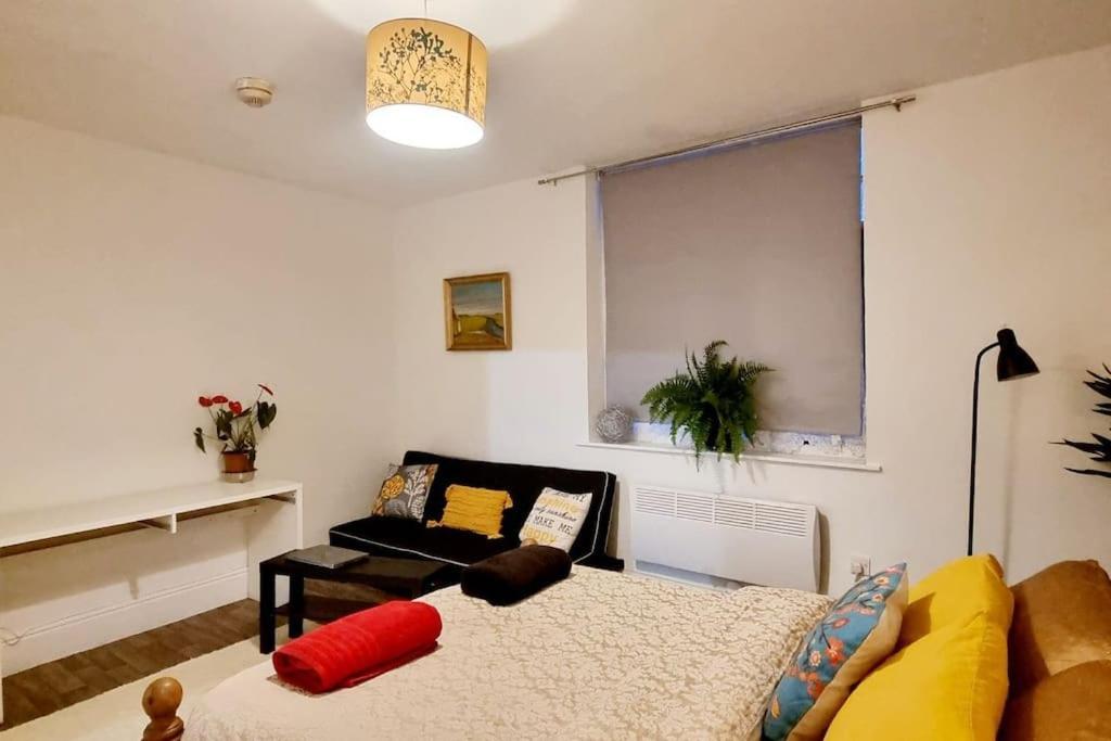 Cosy Split-level 2 Bed