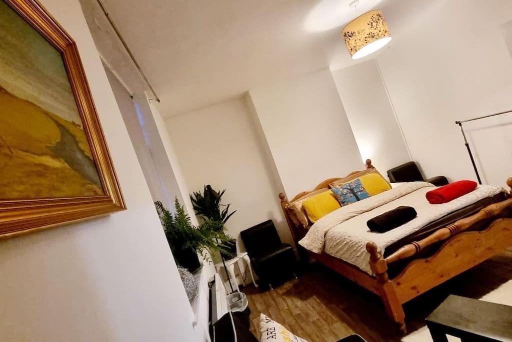 Apartamento Cosy Split-level 2 Bed Leicester