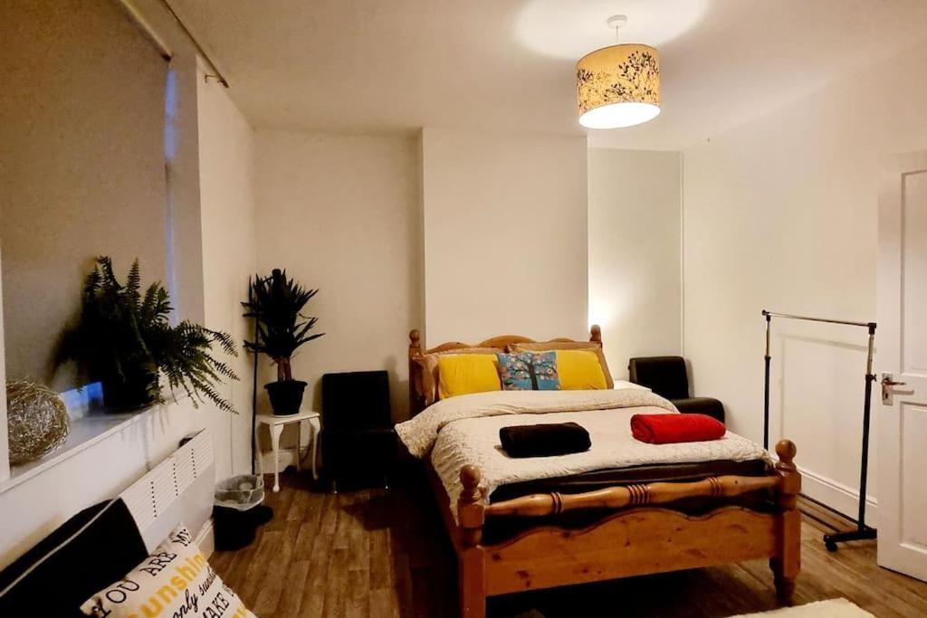Cosy Split-level 2 Bed Apartamento *