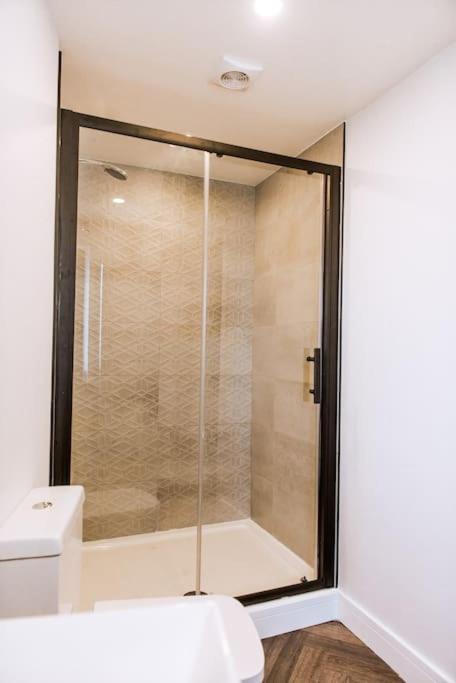 Modern 1-bed 3d Close To Royal Infirmary & Dmu Apartment *