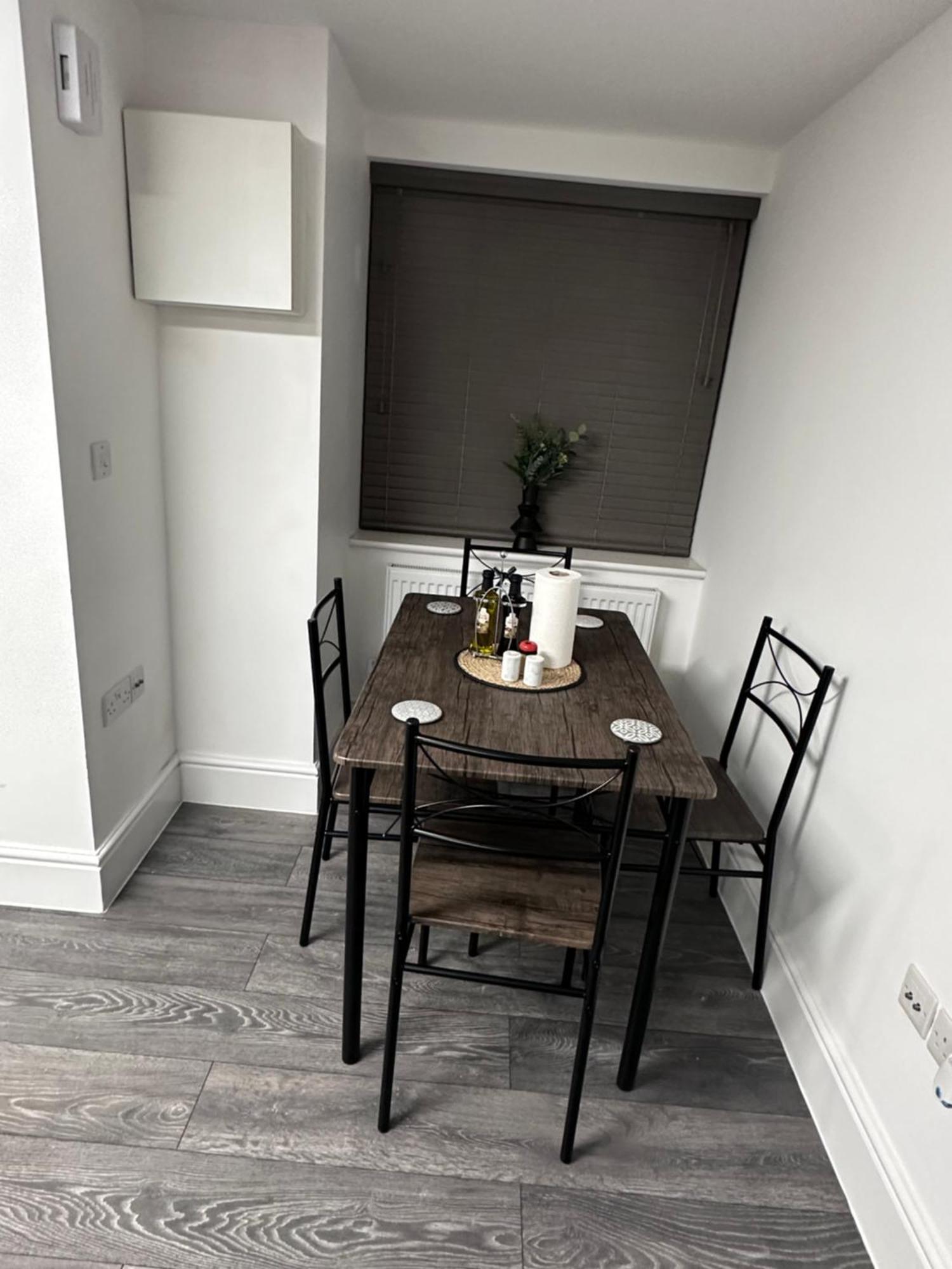 Stunning 2-flat In Leicester! Apartment *