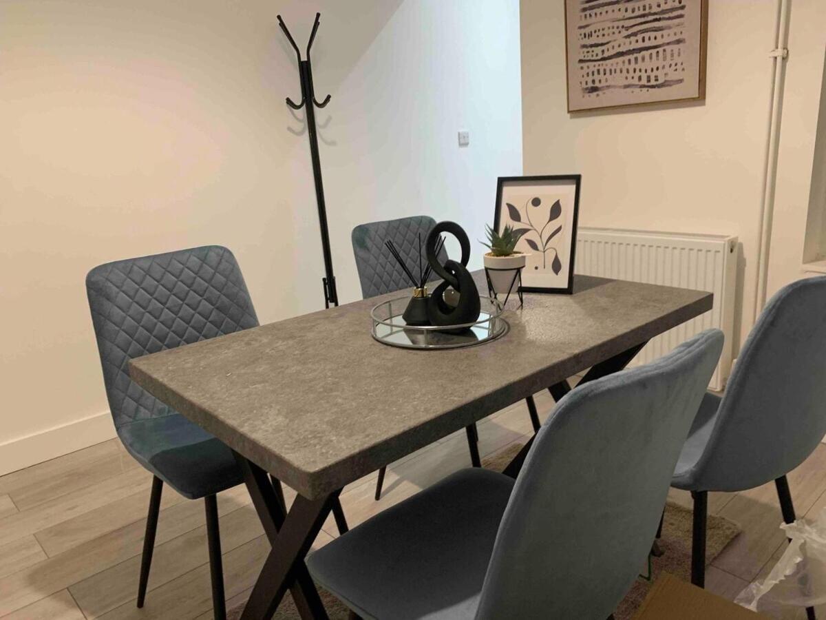 Apartment The Hughenden Townhouse / Free Parking / Wifi