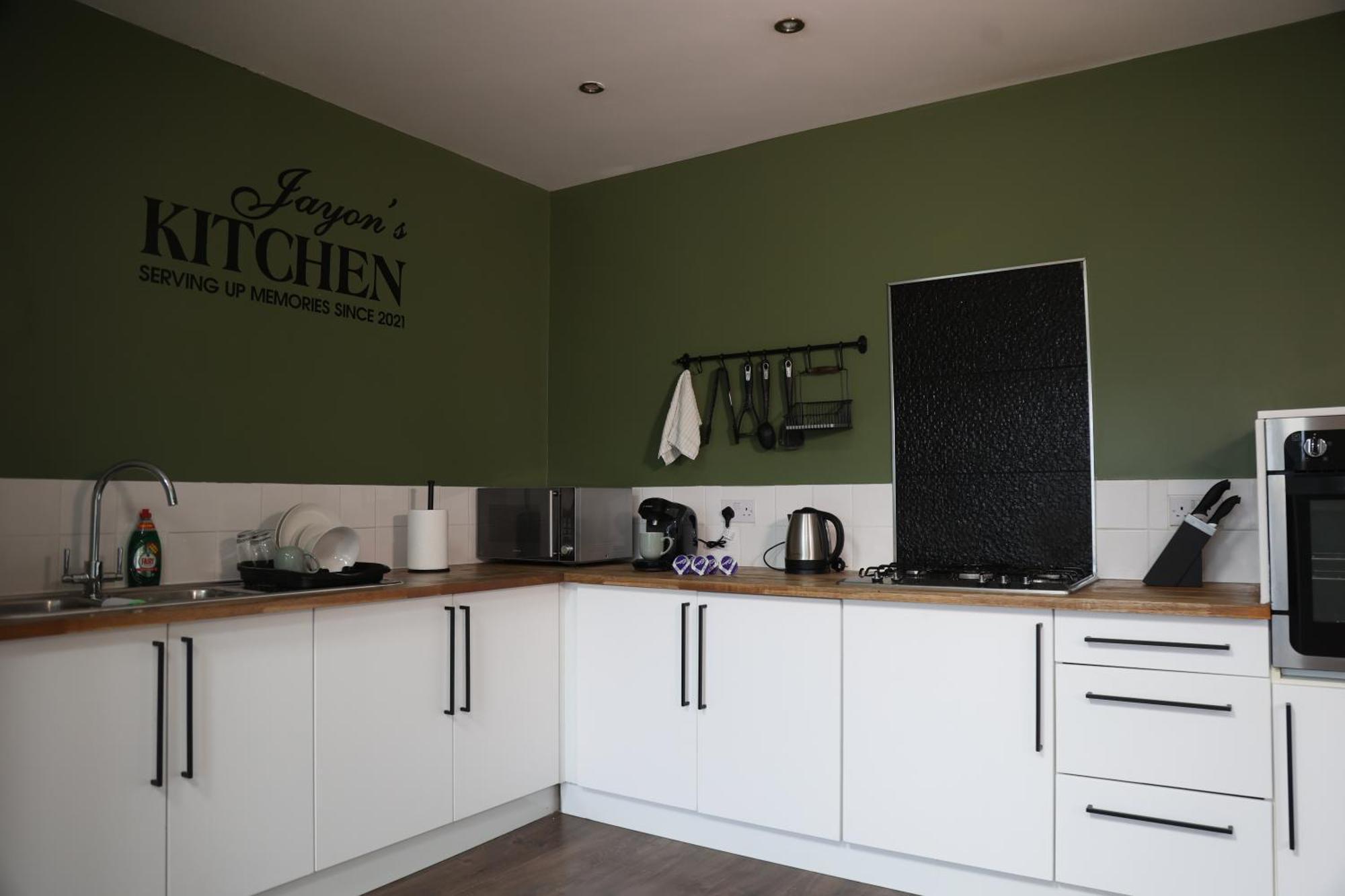 Contractors, Professionals & Relocators Dream Leicester