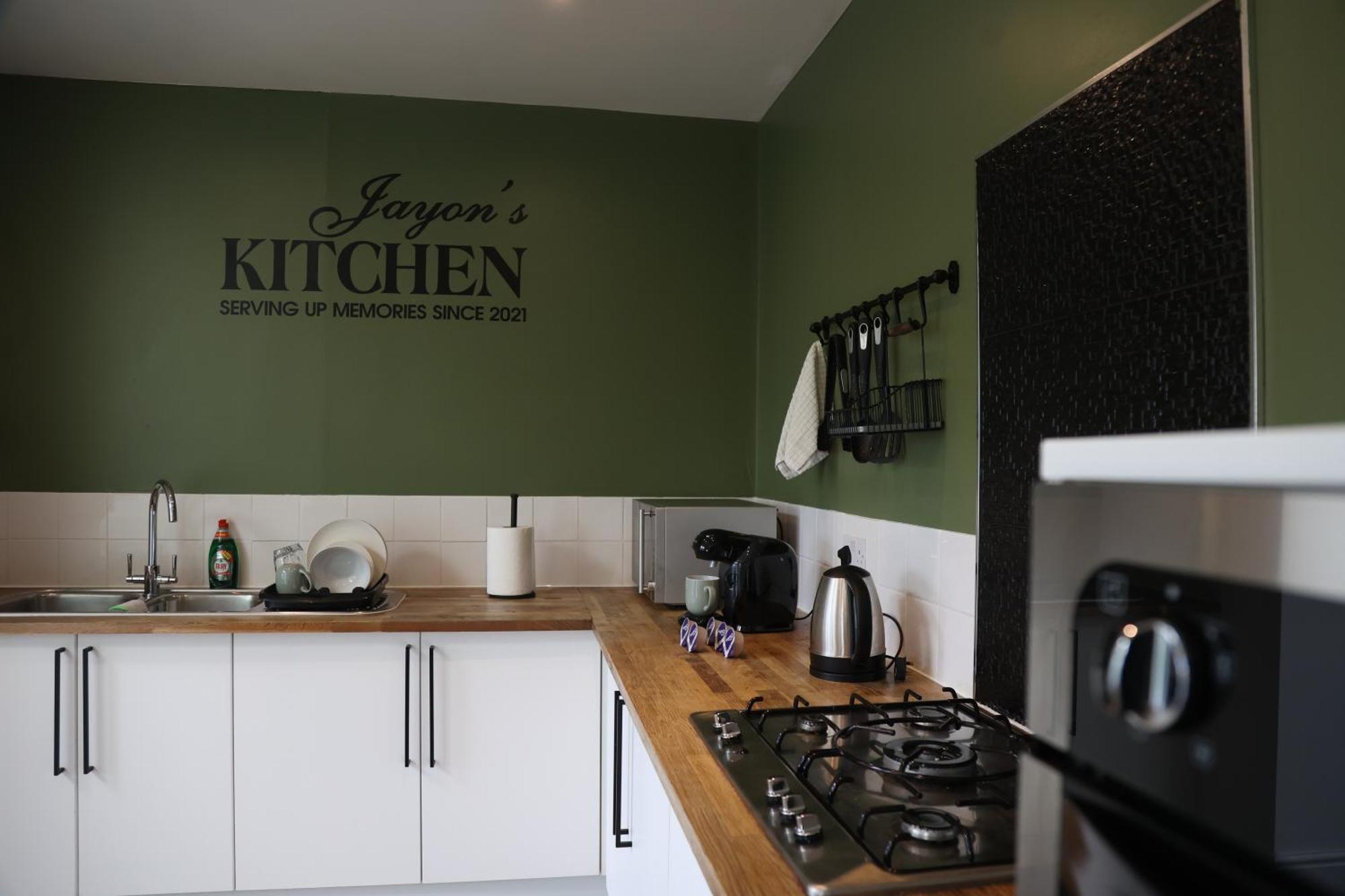 Holiday home Contractors, Professionals & Relocators Dream