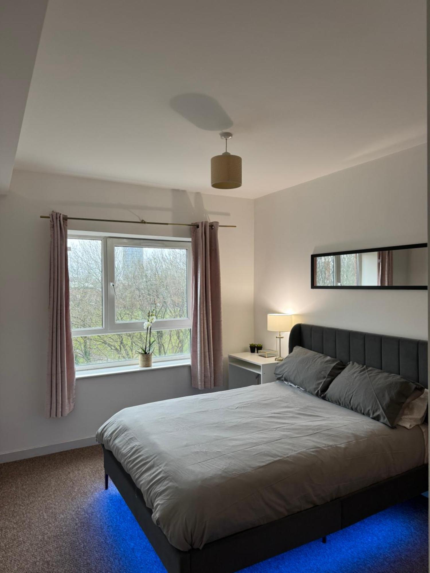 Apartment Spacious With Balcony *