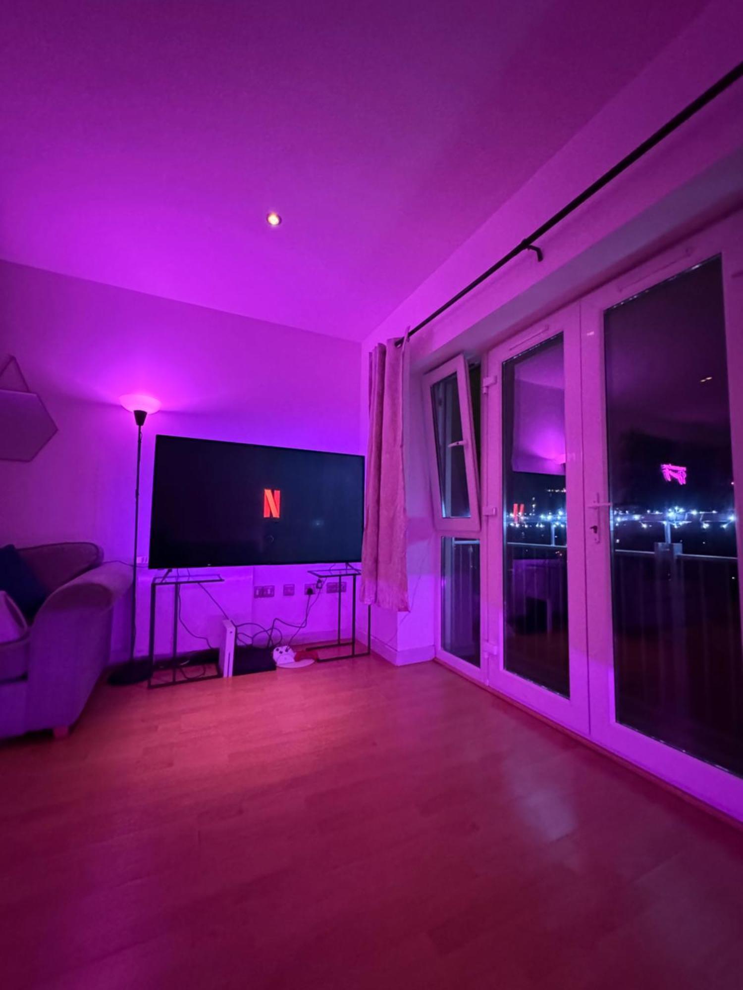 Apartment Spacious With Balcony