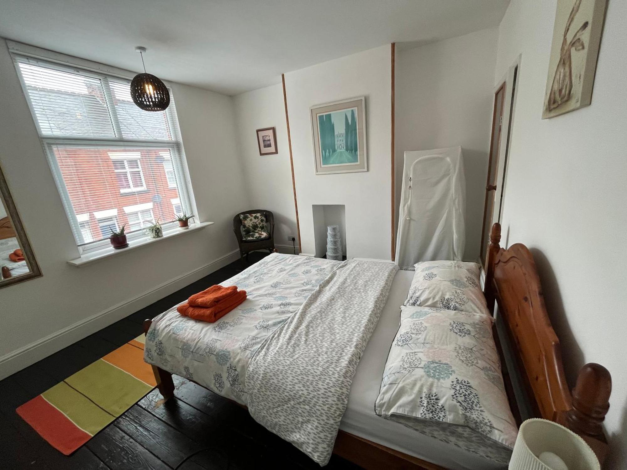 Tudor House Homestay Leicester