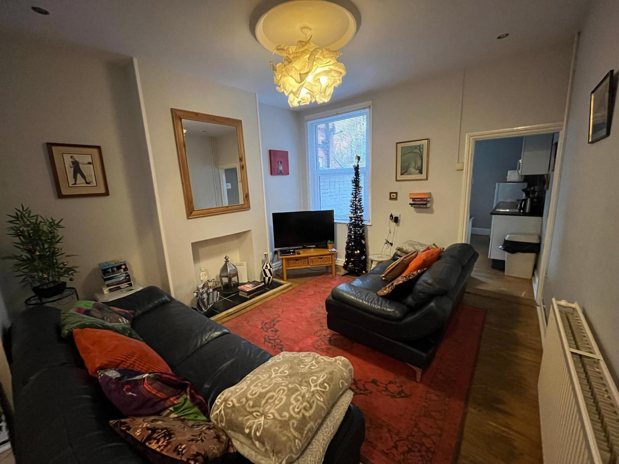 Homestay Tudor House