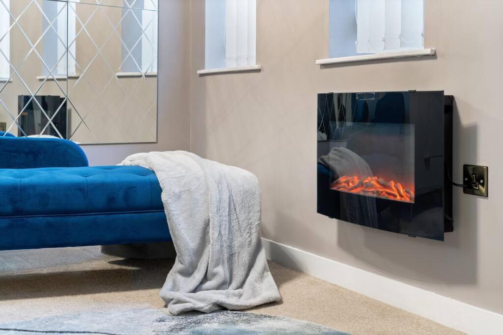 Apartment New Large Luxurious 2 Bed City Penthouse + Parking Leicester