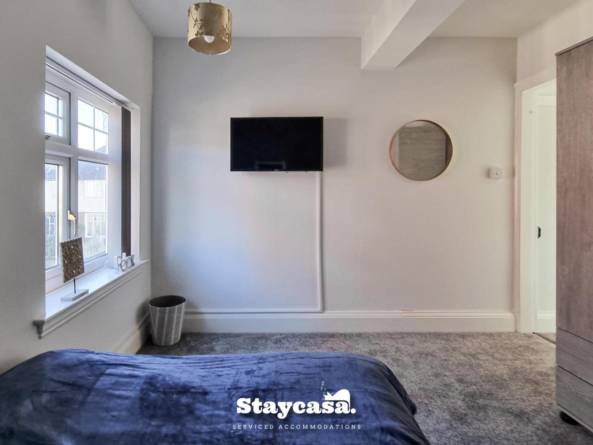 Casa de férias Detached King Suite With Large Garden & Driveway *