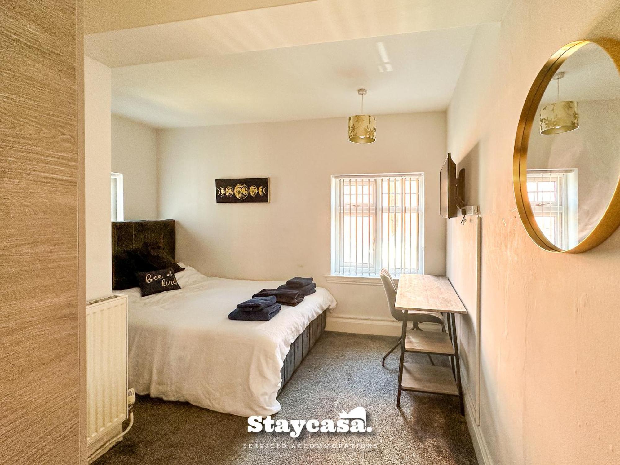 Casa de férias Detached King Suite With Large Garden & Driveway Leicester