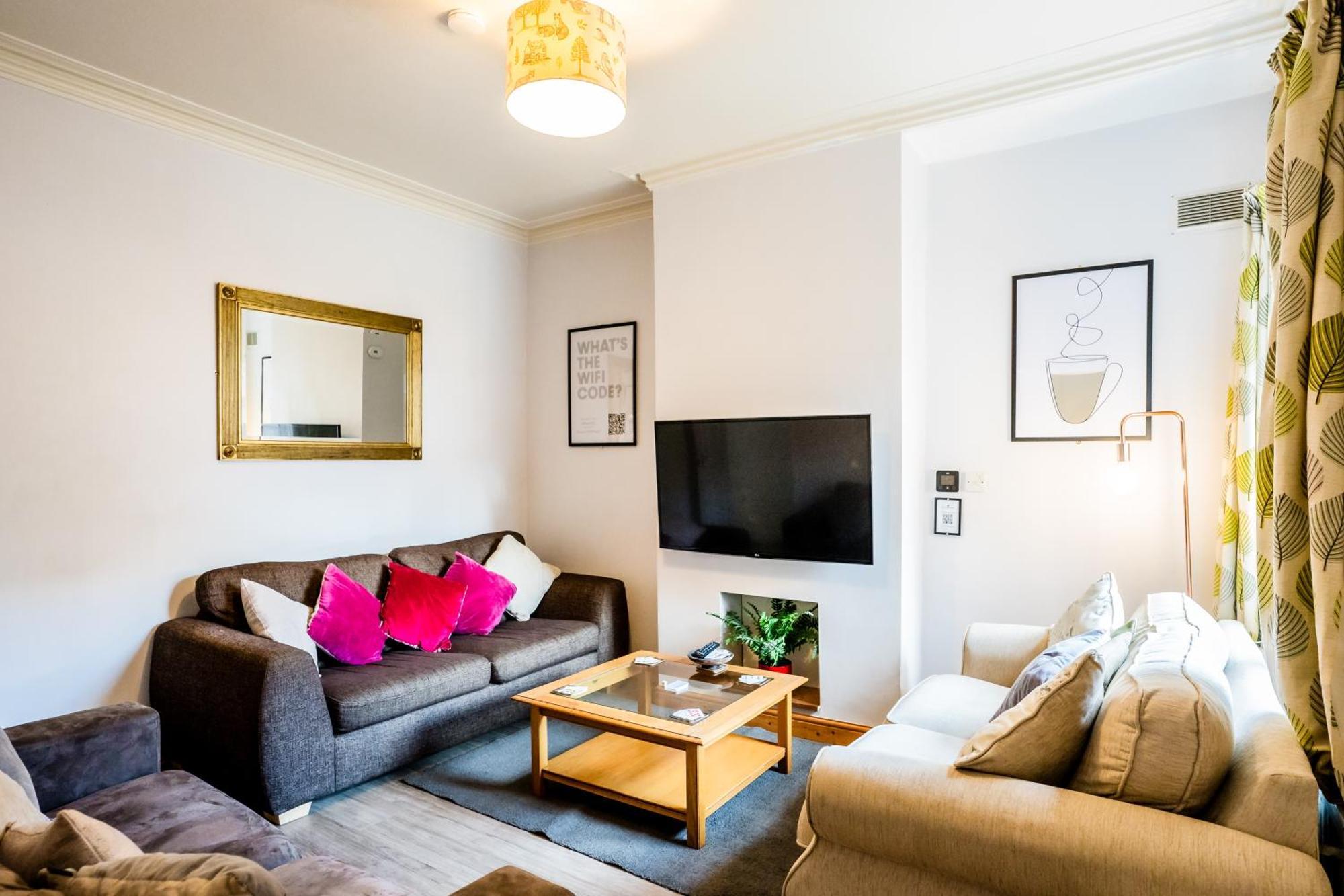 The Tigers Townhouse Apartment