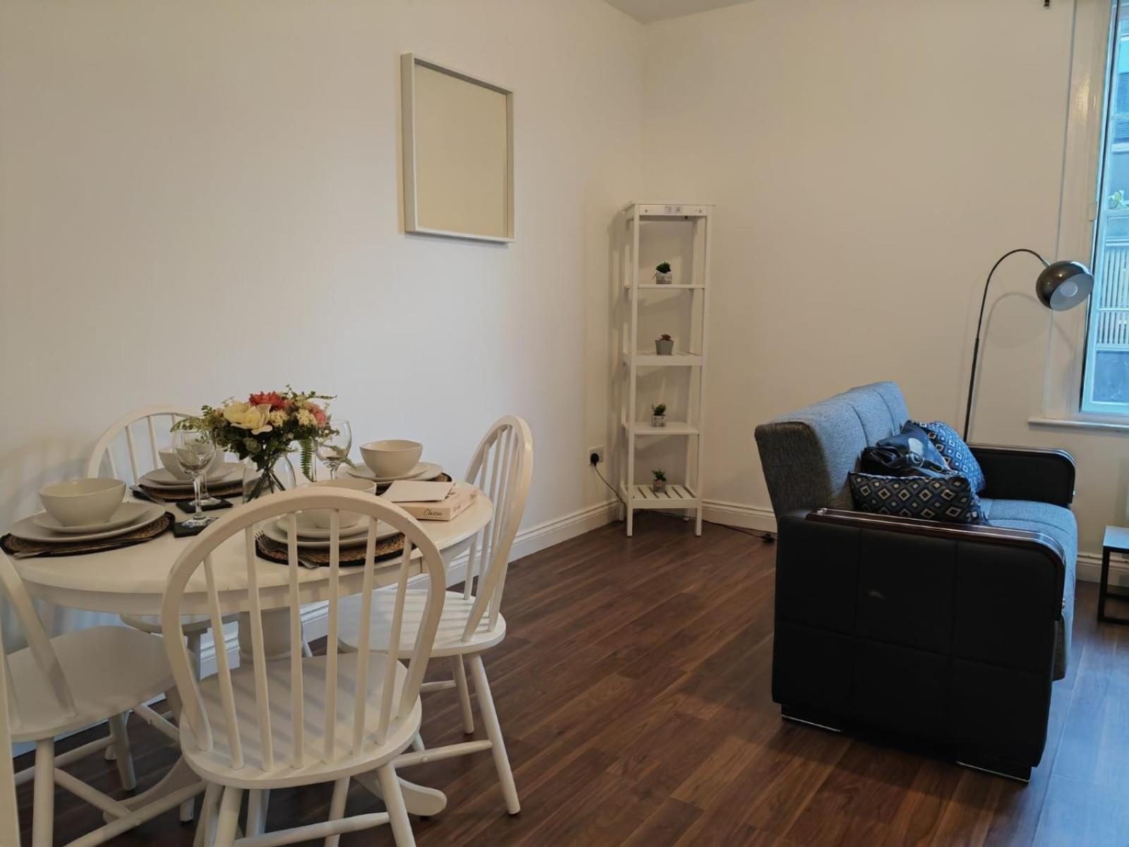 - New Walk Apartment
