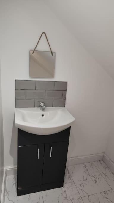Apartment 3 Bedroom, 3 Bathroom, Modern Apartment,