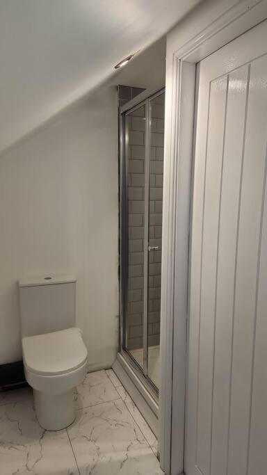 Apartment 3 Bedroom, 3 Bathroom, Modern Apartment,