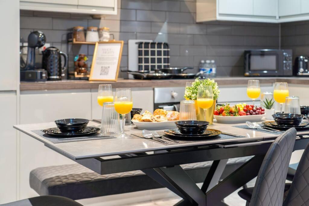 Apartment Urban Comfort Getaway- Centre