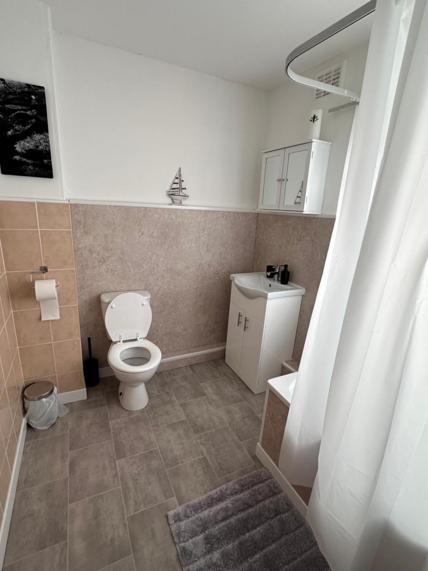Holiday home 3 Bed House In Leicester! *