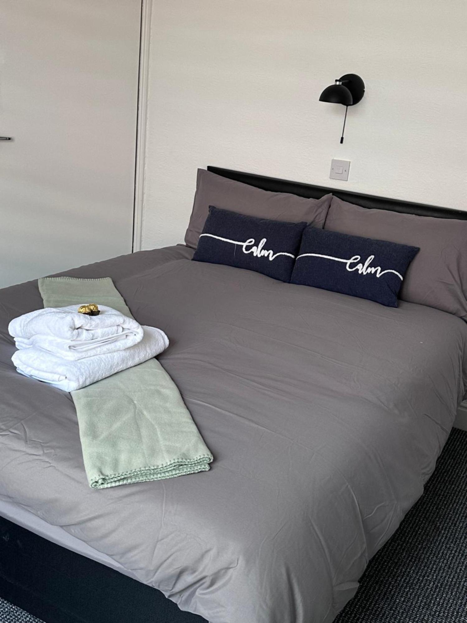 Holiday home 3 Bed House In Leicester! Leicester