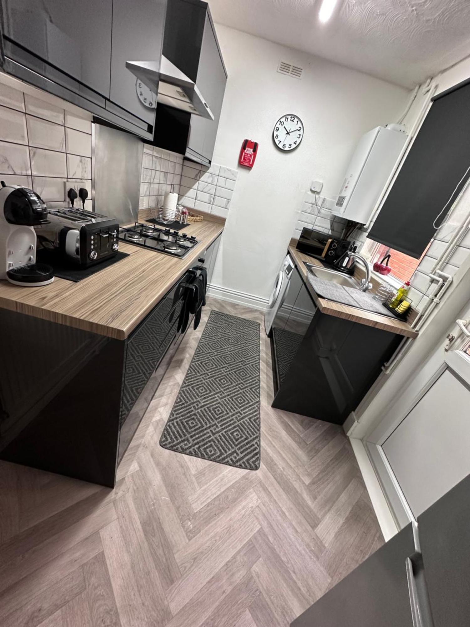 3 Bed House In Leicester! Holiday home Leicester