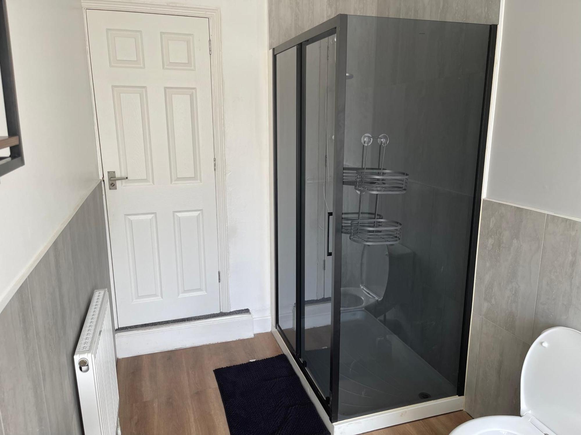 Apartment Hometel Digs Morden Comfy Sleep 11 Leicester