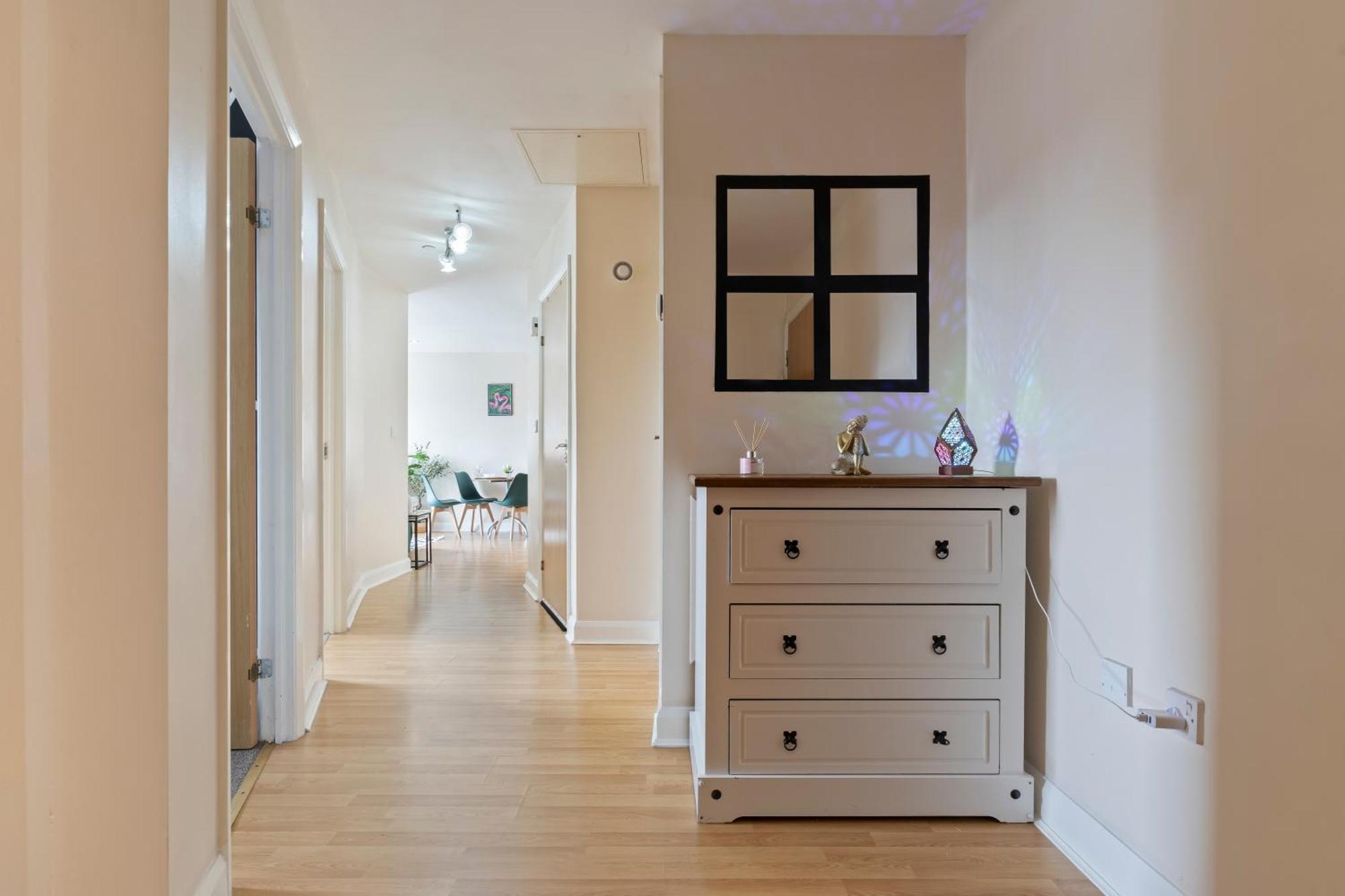 Spectacular Views L Last-minute Escape L Free Parking L Sleeps 6 L By Zen Nights Short Lets & Serviced Leicester